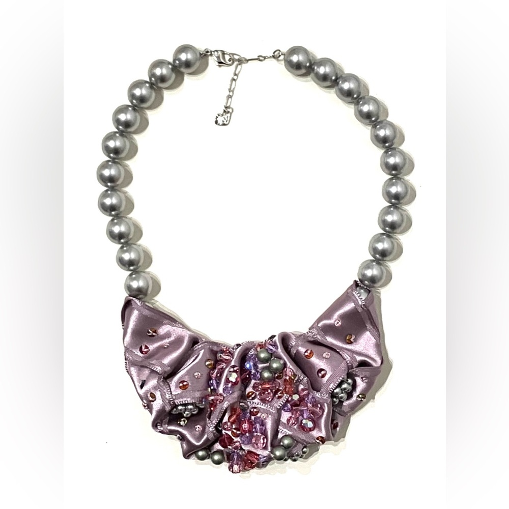 Swarovski Lilac Ribbon Silver Pearl Necklace